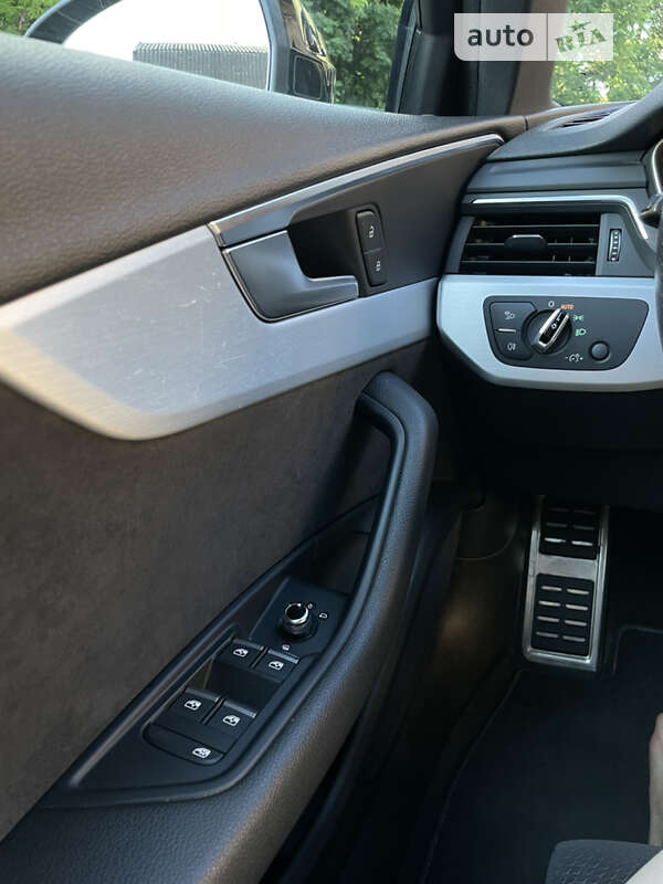 Универсал Audi A4 2016 в Полтаве