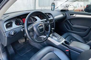 Седан Audi A4 2011 в Києві