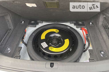 Седан Audi A4 2022 в 