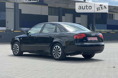 Седан Audi A4 2006 в Ровно