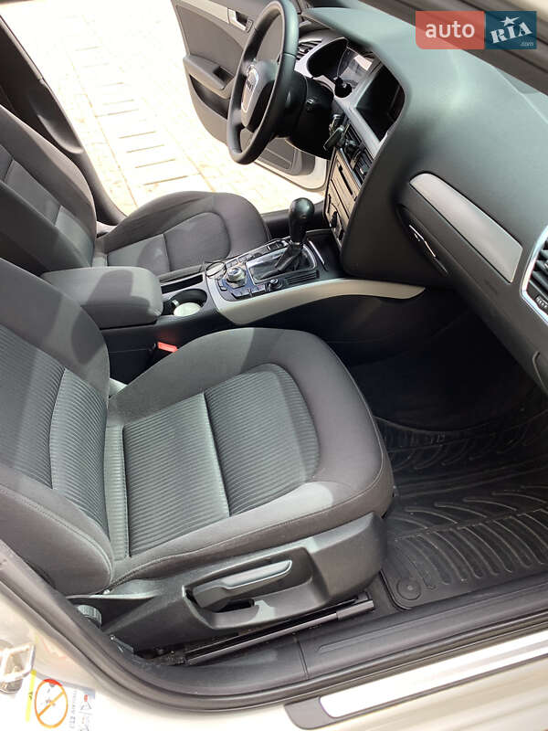 Універсал Audi A4 2011 в Чернівцях