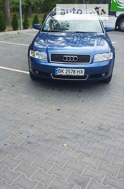 Універсал Audi A4 2004 в Маневичах