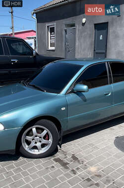 Седан Audi A4 1999 в Рогатине