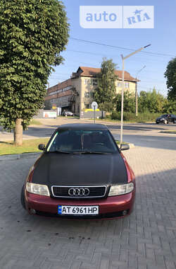 Седан Audi A4 1996 в Ивано-Франковске