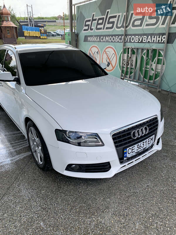 Універсал Audi A4 2011 в Чернівцях