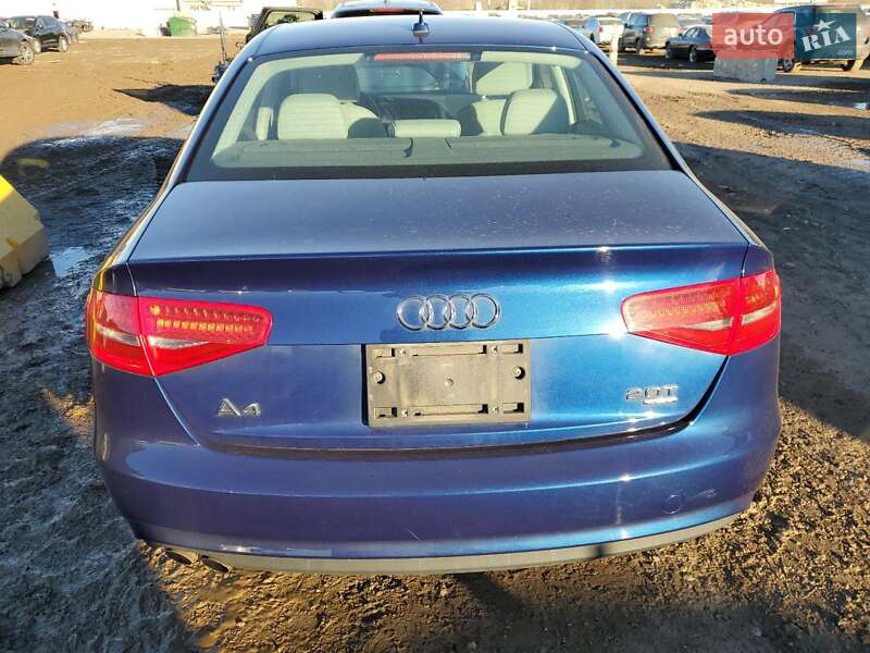 Седан Audi A4 2013 в Львове