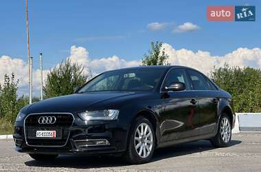 Седан Audi A4 2012 в 