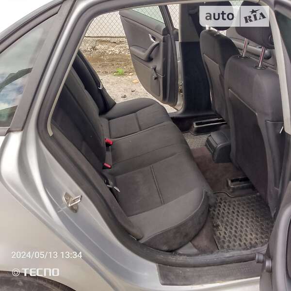 Седан Audi A4 2002 в Тетиеве