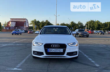 Седан Audi A4 2013 в Сумах