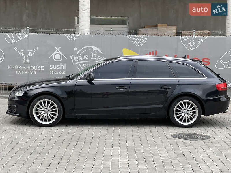 Універсал Audi A4 2011 в Івано-Франківську
