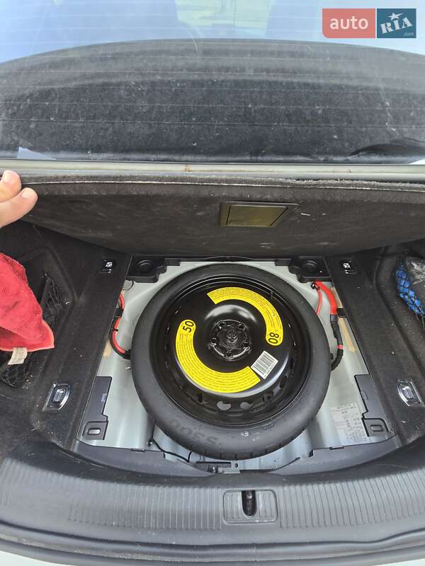 Седан Audi A4 2017 в Киеве фото 14 Седан Audi A4 2017 в Киеве