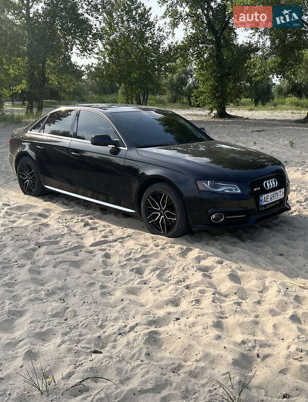 Седан Audi A4 2009 в Днепре