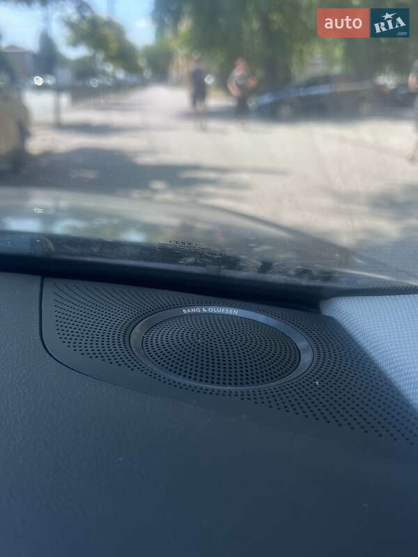 Седан Audi A4 2009 в Днепре