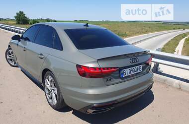 Седан Audi A4 2022 в 