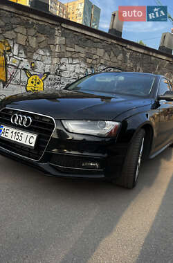 Седан Audi A4 2014 в 