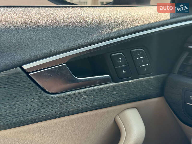 Седан Audi A4 2018 в Кривом Роге