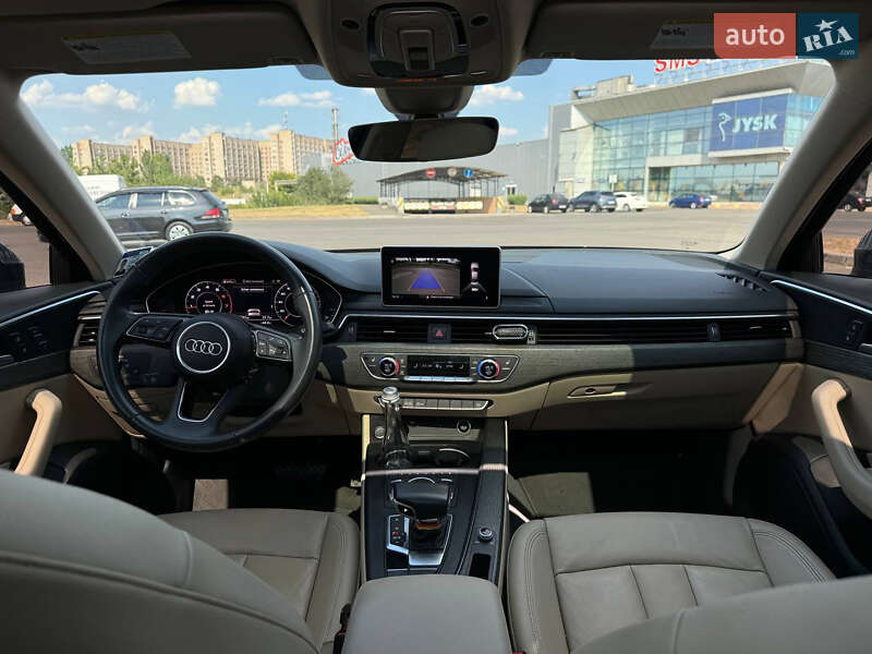 Седан Audi A4 2018 в Кривом Роге