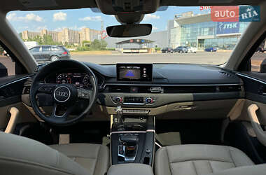 Седан Audi A4 2018 в 