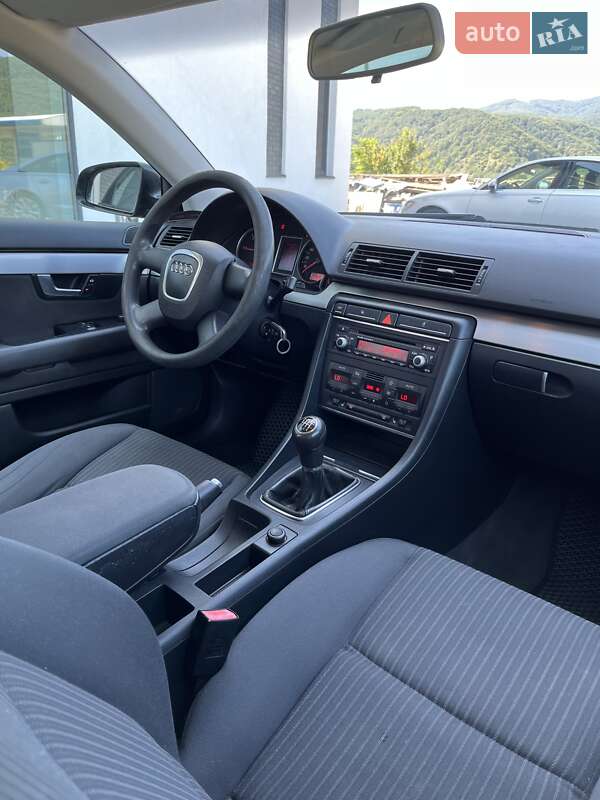 Универсал Audi A4 2006 в Хусте