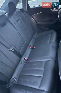 Седан Audi A4 2016 в 