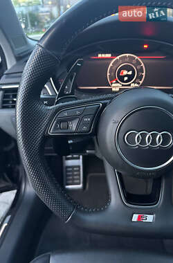 Седан Audi A4 2016 в 