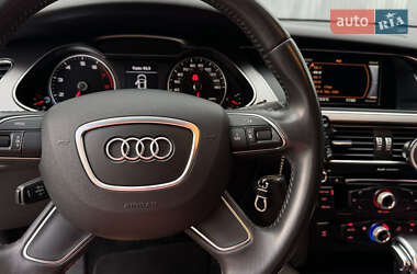 Седан Audi A4 2014 в Днепре