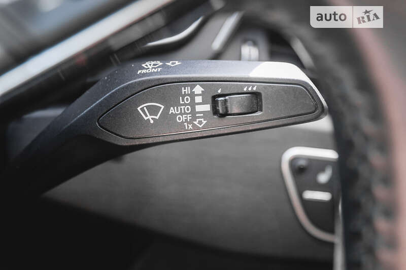 Седан Audi A4 2019 в Хусте