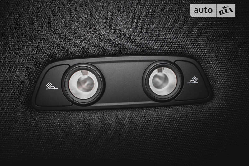 Седан Audi A4 2019 в Хусте