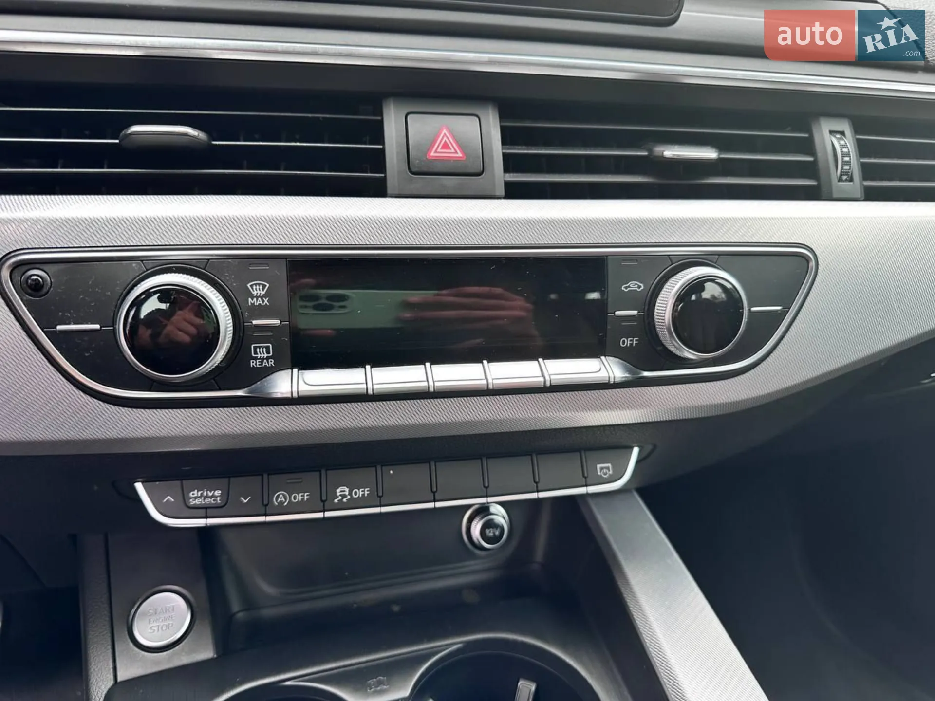 2016 Audi A4 - мініатюра 20