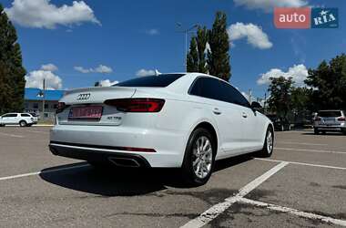Седан Audi A4 2019 в Житомире