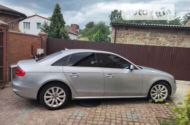 Седан Audi A4 2014 в Сумах