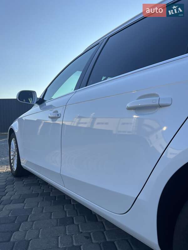 Универсал Audi A4 2012 в Мукачево
