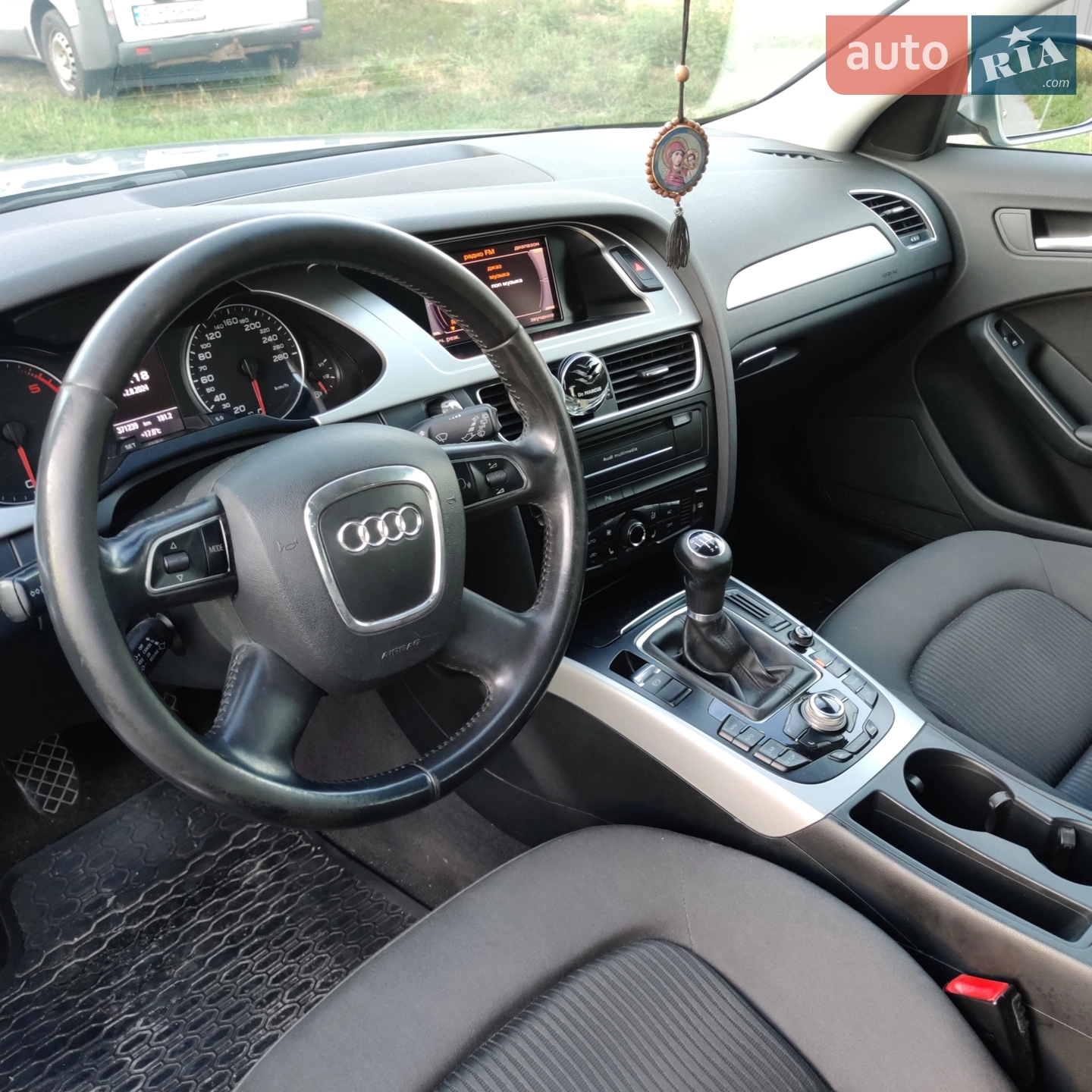 2010 Audi A4 - мініатюра 15
