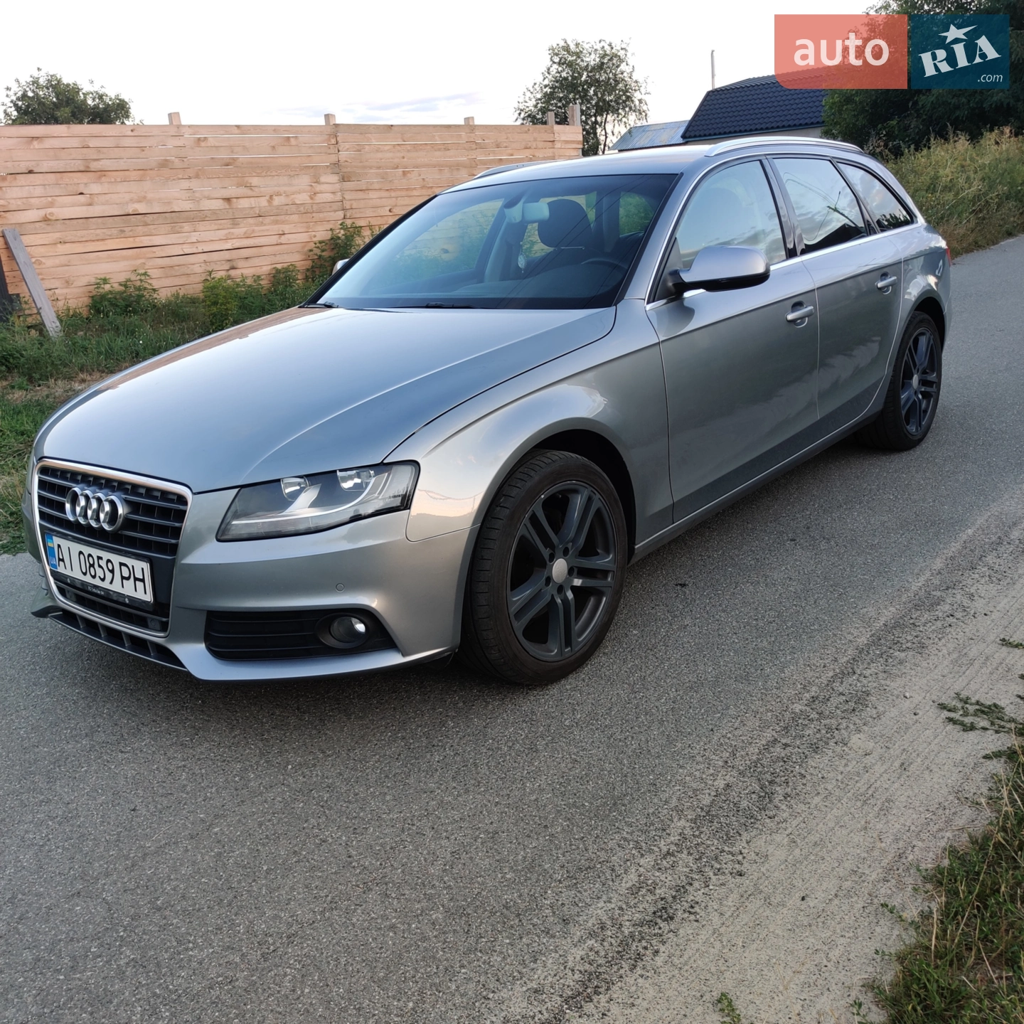 2010 Audi A4 - мініатюра 4