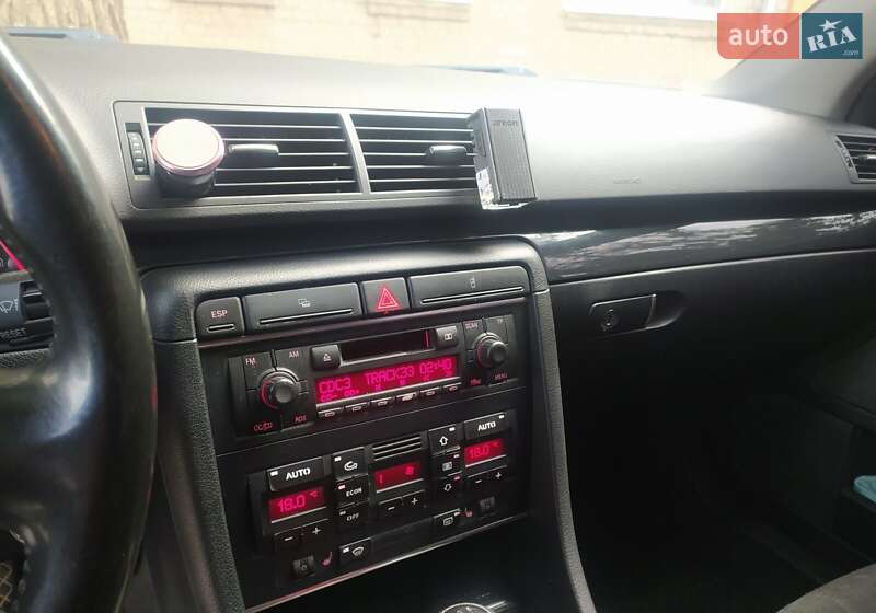 Универсал Audi A4 2004 в Новгород-Северском