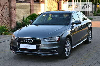 Седан Audi A4 2014 в Луцке