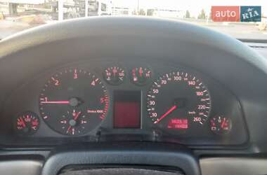 Универсал Audi A4 2000 в 