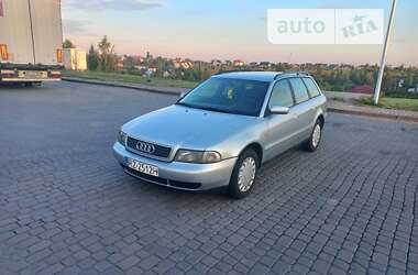 Універсал Audi A4 2000 в Рівному