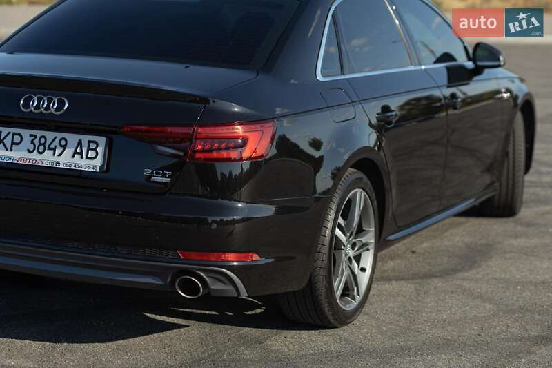 Седан Audi A4 2017 в Запорожье