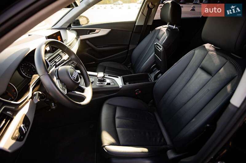 Седан Audi A4 2017 в Запорожье