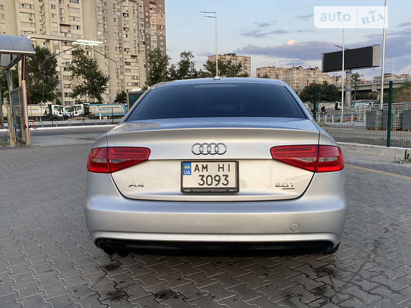 Седан Audi A4 2013 в Киеве