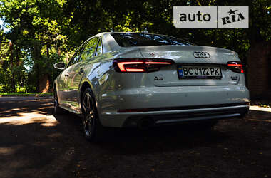 Седан Audi A4 2018 в 