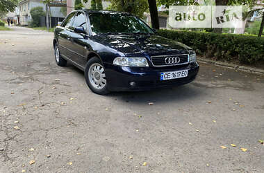 Седан Audi A4 1999 в Хотине