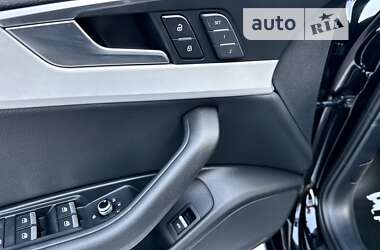 Седан Audi A4 2018 в 