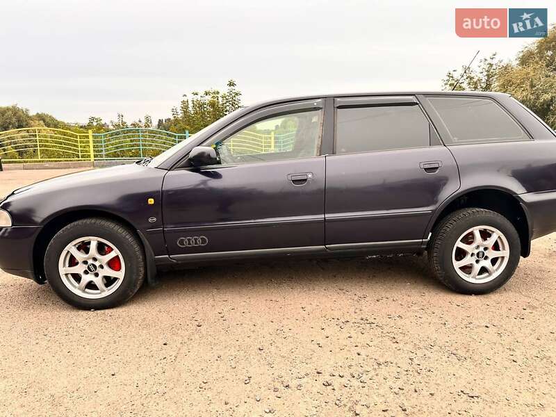 Универсал Audi A4 1998 в Луцке