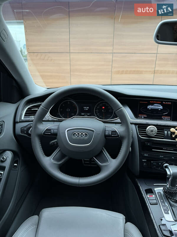 Универсал Audi A4 2015 в Киеве