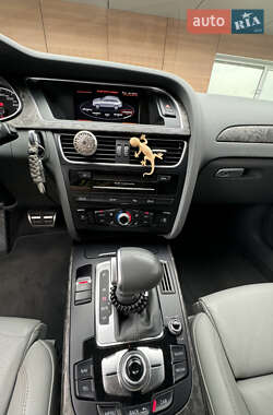 Универсал Audi A4 2015 в 