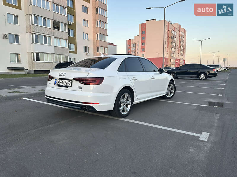 Седан Audi A4 2018 в Виннице