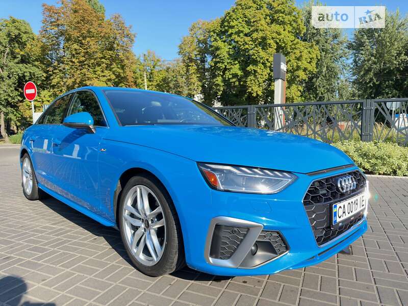 Седан Audi A4 2022 в Черкассах