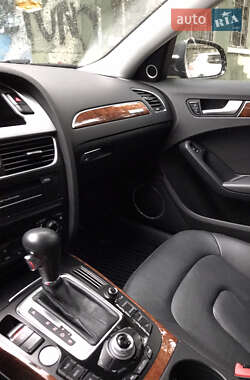 Седан Audi A4 2011 в 